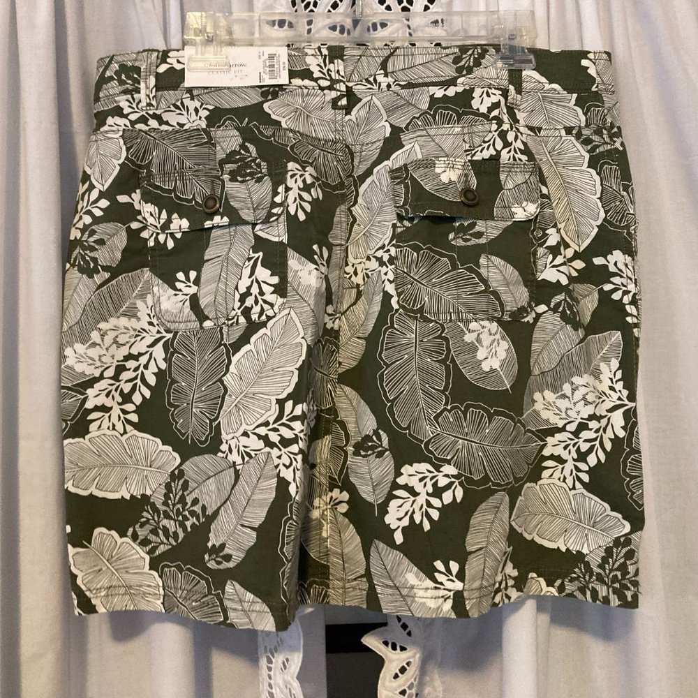 Skort, Green and White, Size 14